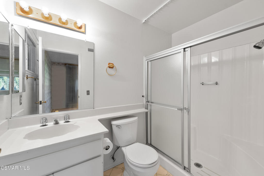 10646 Ring Avenue Property Photo 20