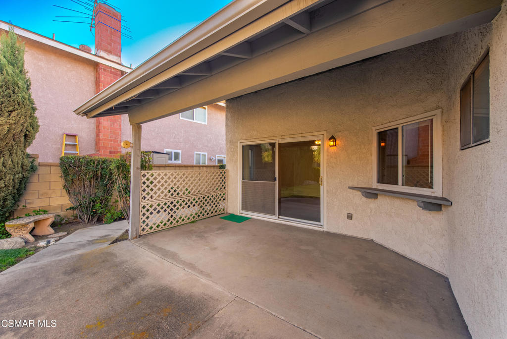 10646 Ring Avenue Property Photo 24