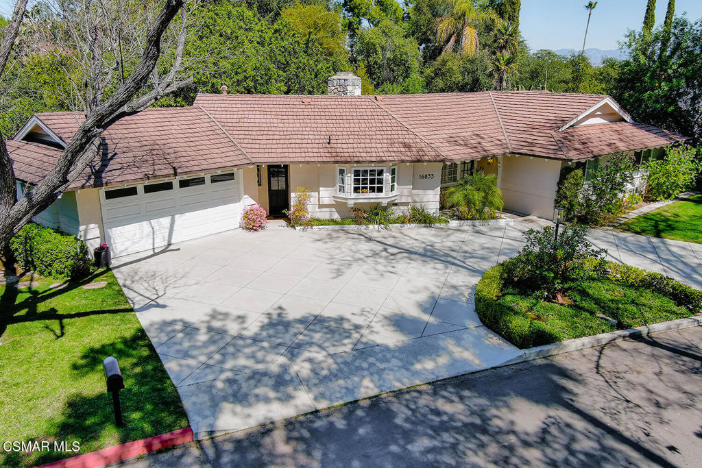 16833 Mooncrest Drive Property Photo