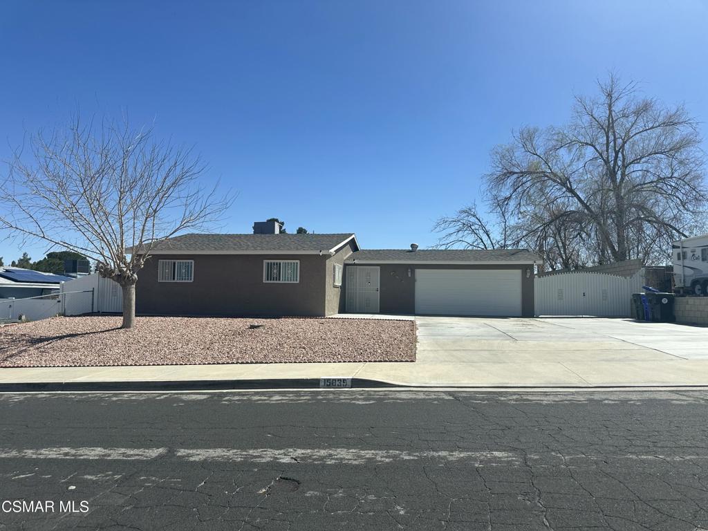 15839 La Paz Drive Property Photo