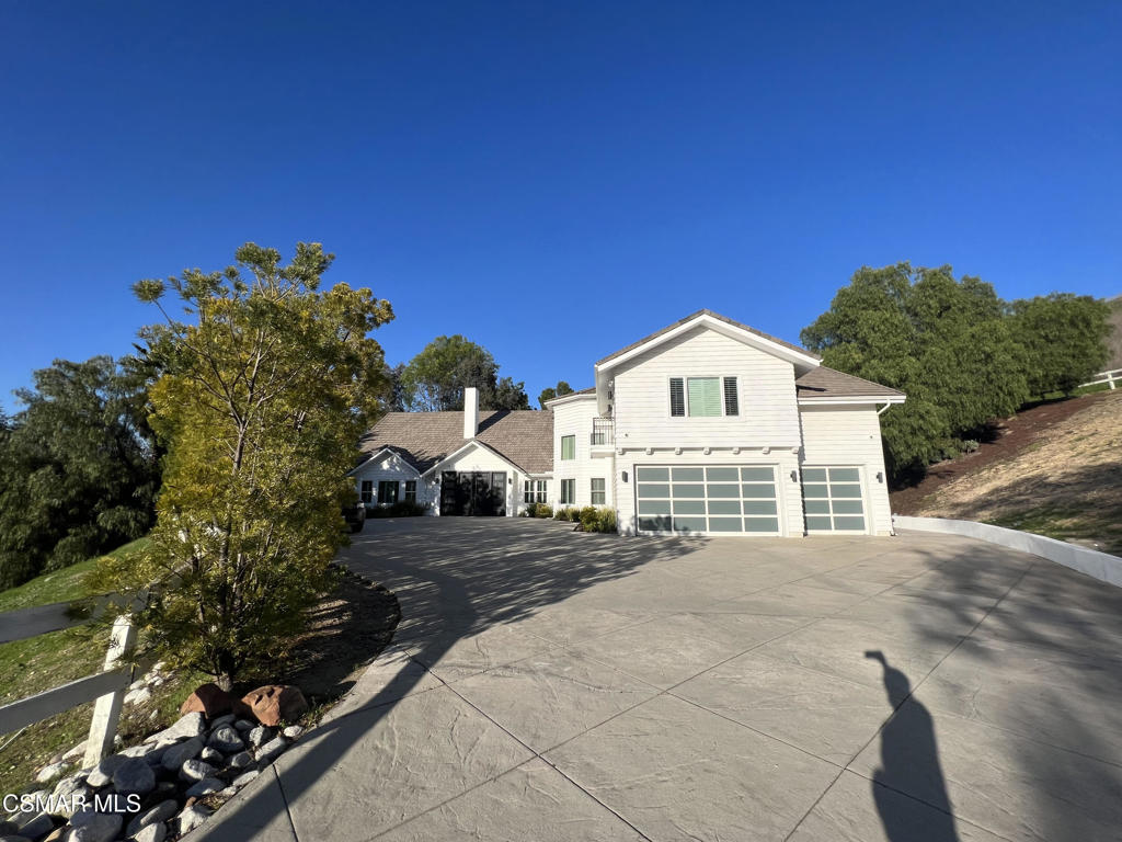 780 Gloucester Lane Property Photo
