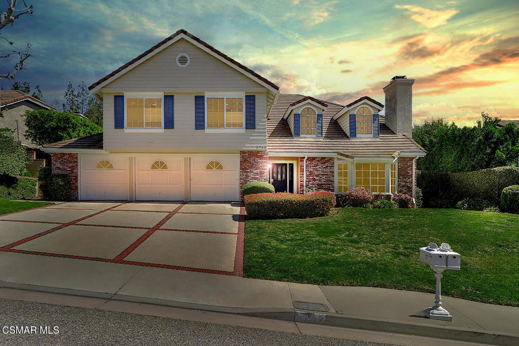 5762 Hempstead Drive Property Photo