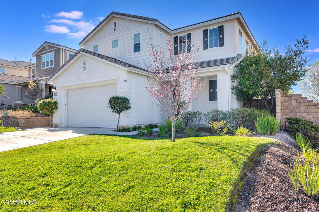 22632 Dragonfly Court Property Photo 2