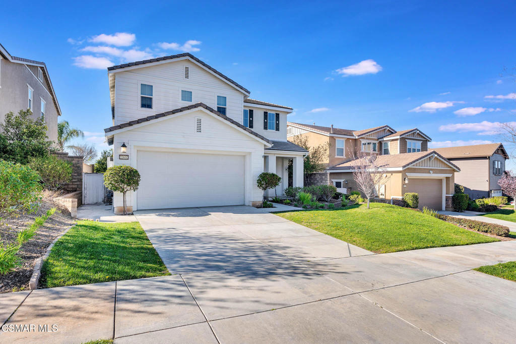 22632 Dragonfly Court Property Photo 3