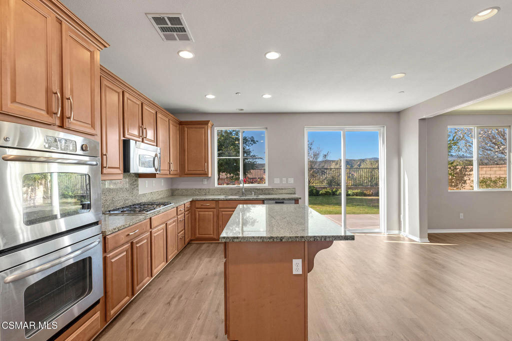 22632 Dragonfly Court Property Photo 13