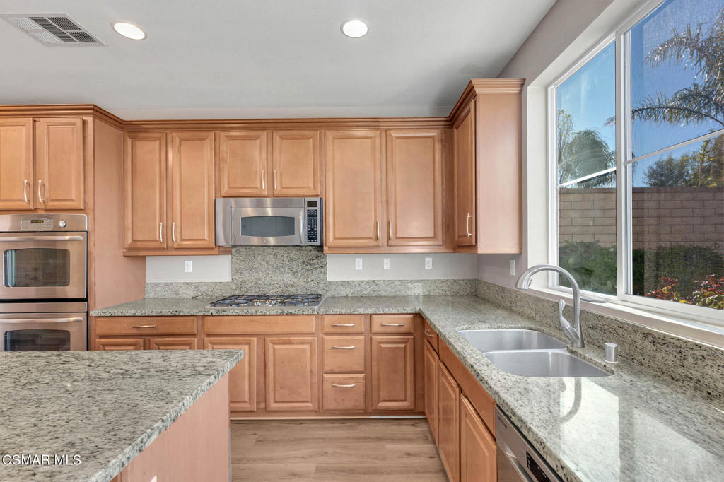 22632 Dragonfly Court Property Photo 14