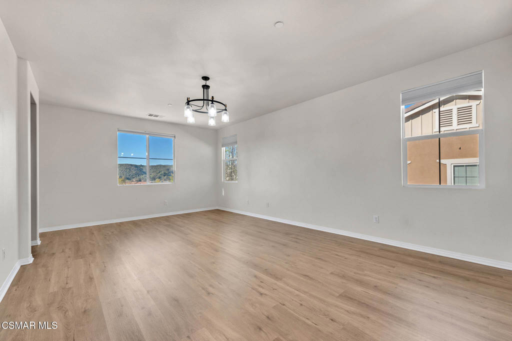 22632 Dragonfly Court Property Photo 24