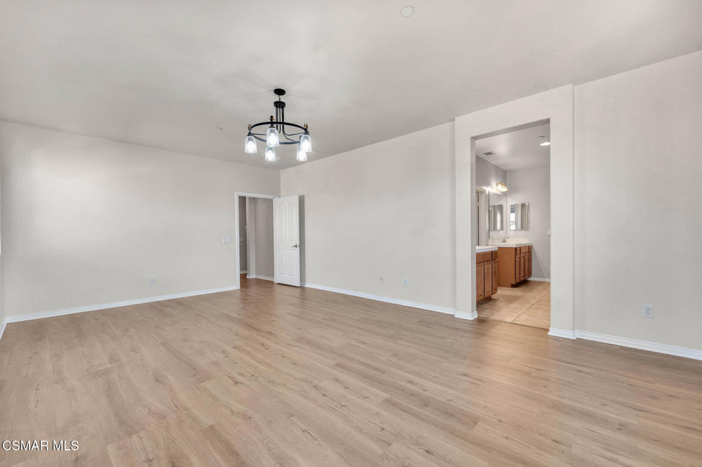 22632 Dragonfly Court Property Photo 25