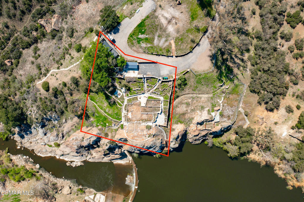 28801 Lakeshore Drive Property Photo 2