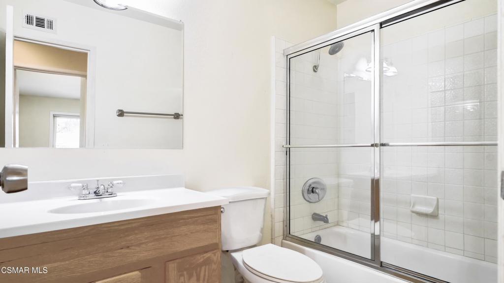 539 Debbie Street Property Photo 18