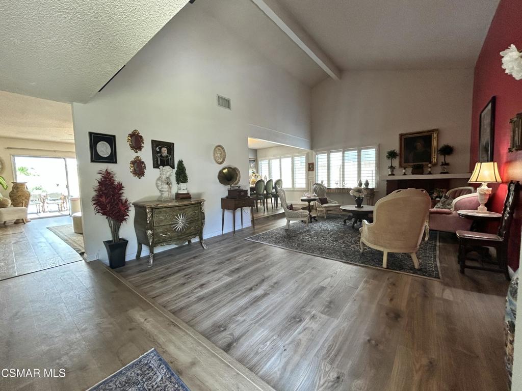 2653 N Broadmoor Avenue Property Photo 1