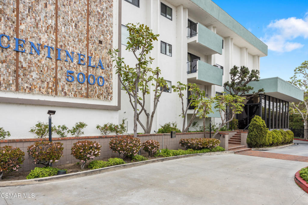 5000 S Centinela Avenue 109 Property Photo 1