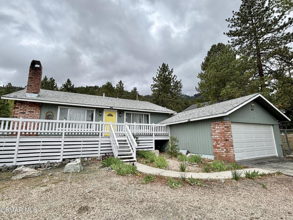2323 E Canyon Drive Property Photo 1
