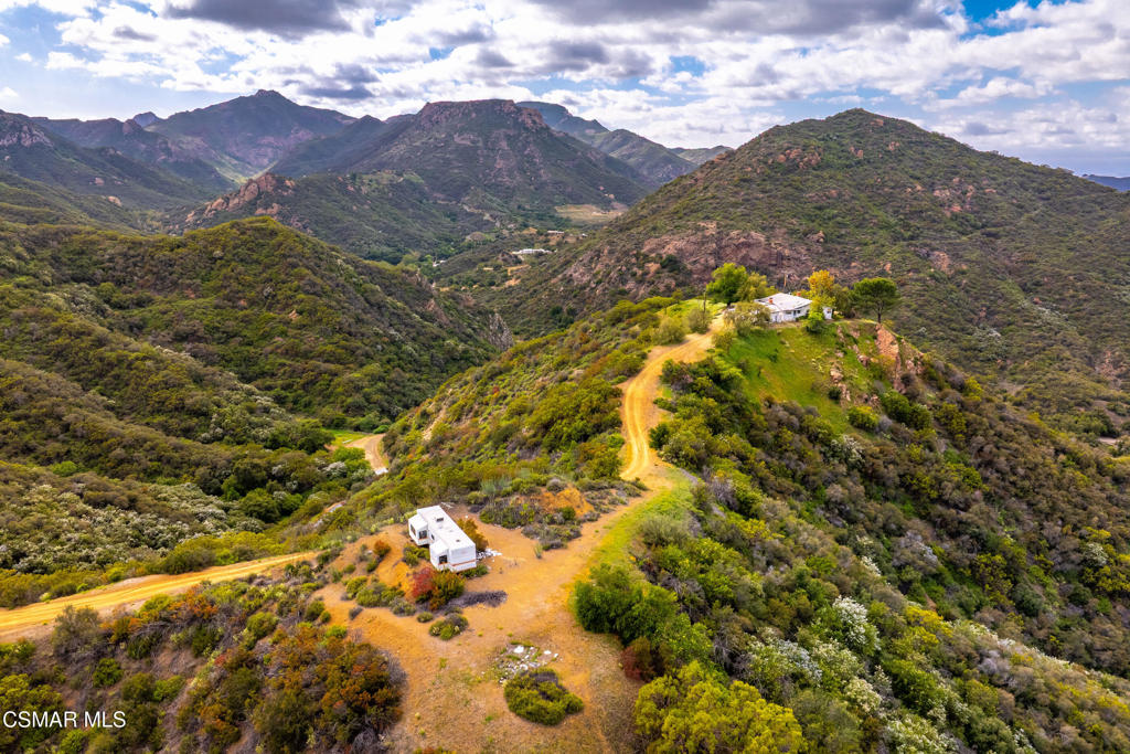 102 W Carlisle Road Property Photo 3