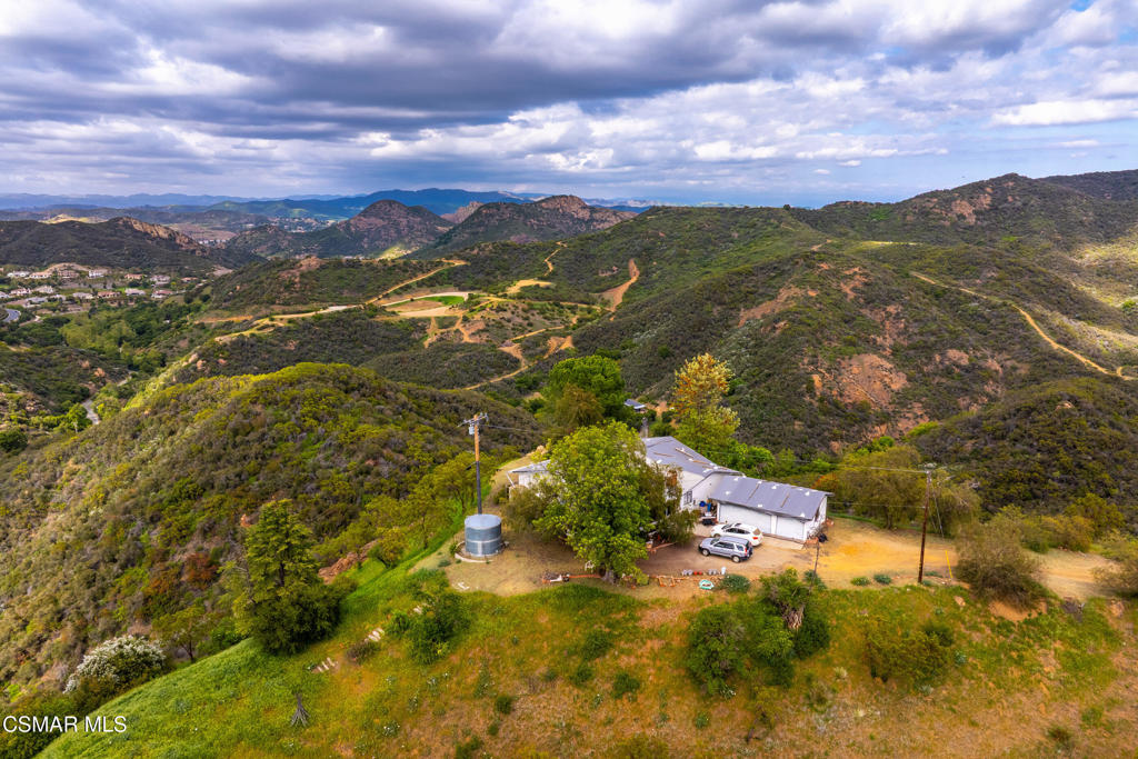 102 W Carlisle Road Property Photo 4