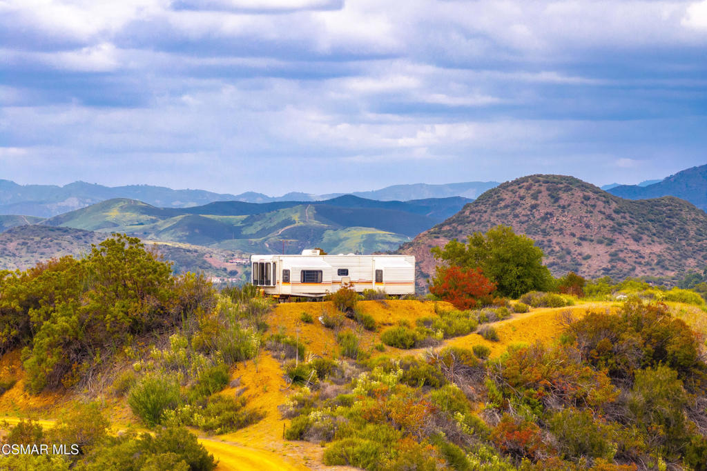 102 W Carlisle Road Property Photo 5