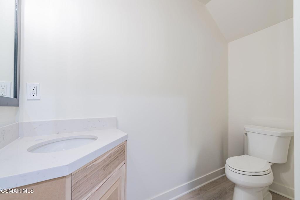 4679 Summit Avenue Property Photo 29