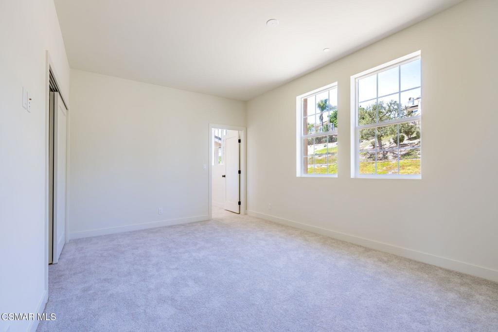 4679 Summit Avenue Property Photo 45