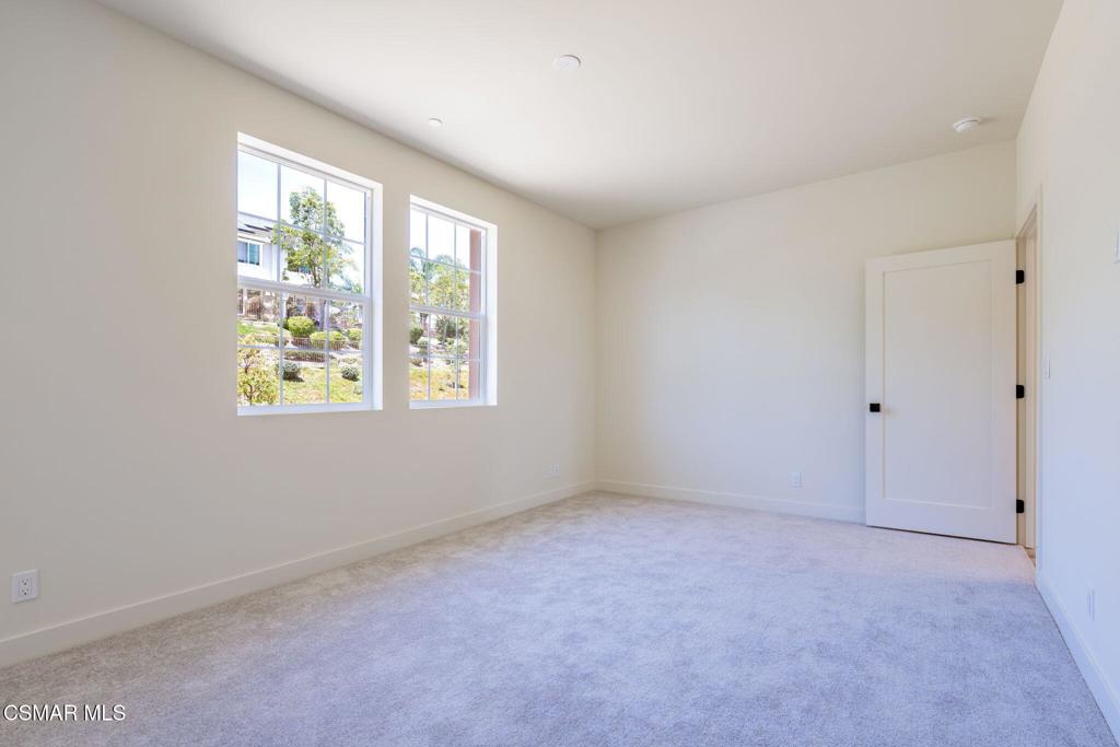 4679 Summit Avenue Property Photo 47