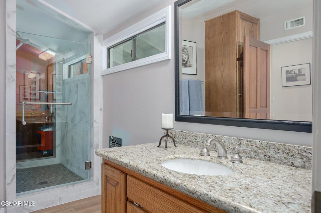 22101 Mulholland Drive Property Photo 36
