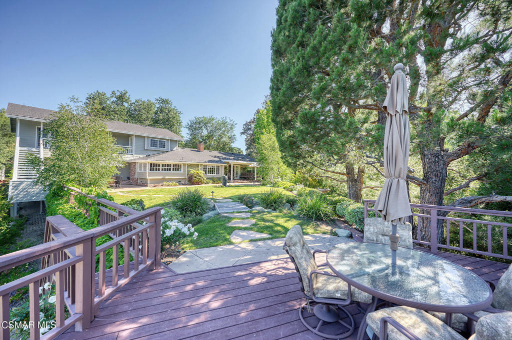 22101 Mulholland Drive Property Photo 59