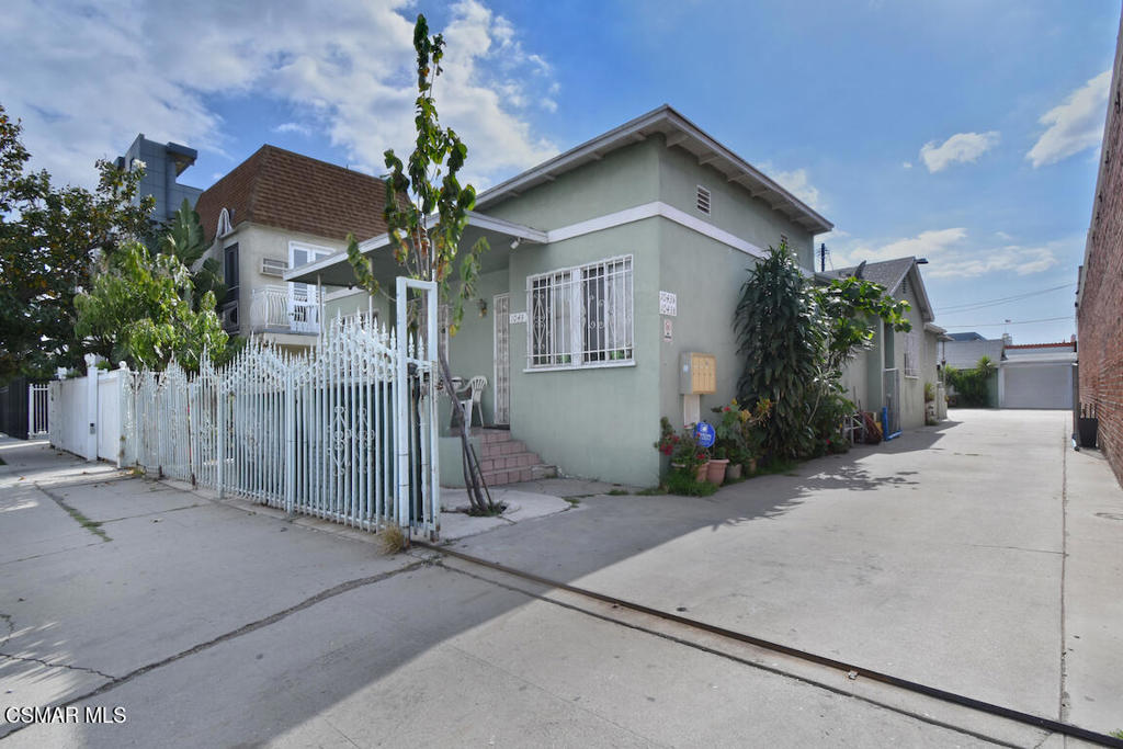 1041 Wilcox Avenue Property Photo