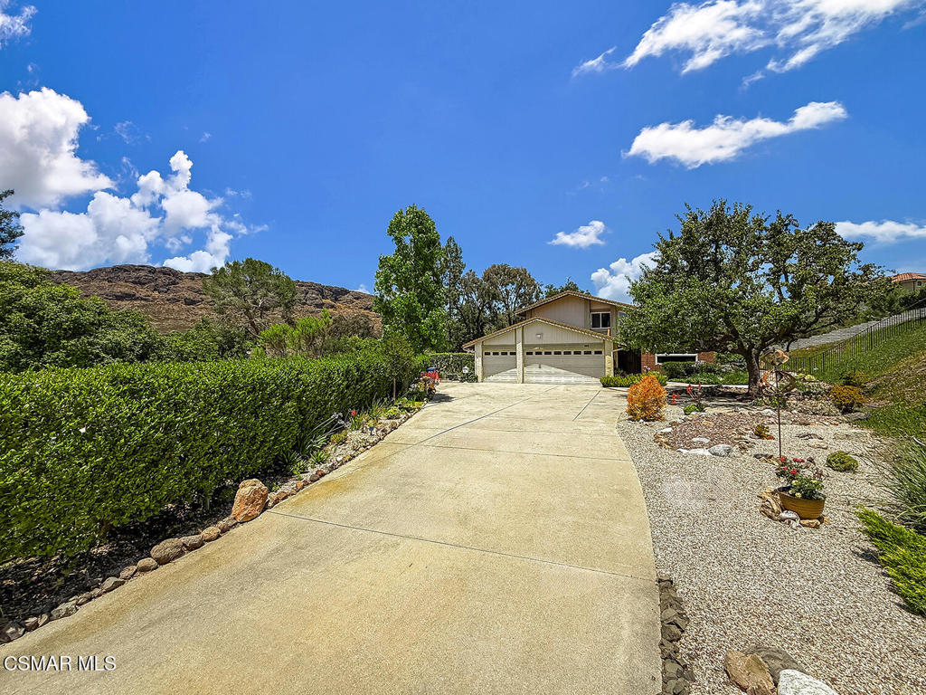 390 Thunderhead Street Property Photo 1
