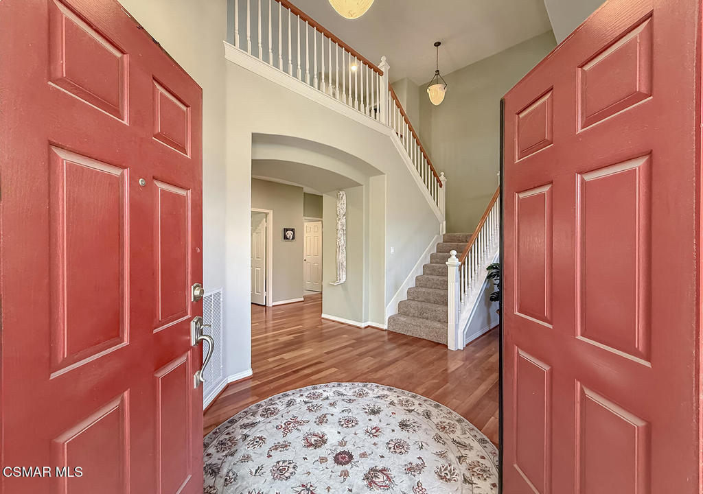 2347 Laurelwood Drive Property Photo 5