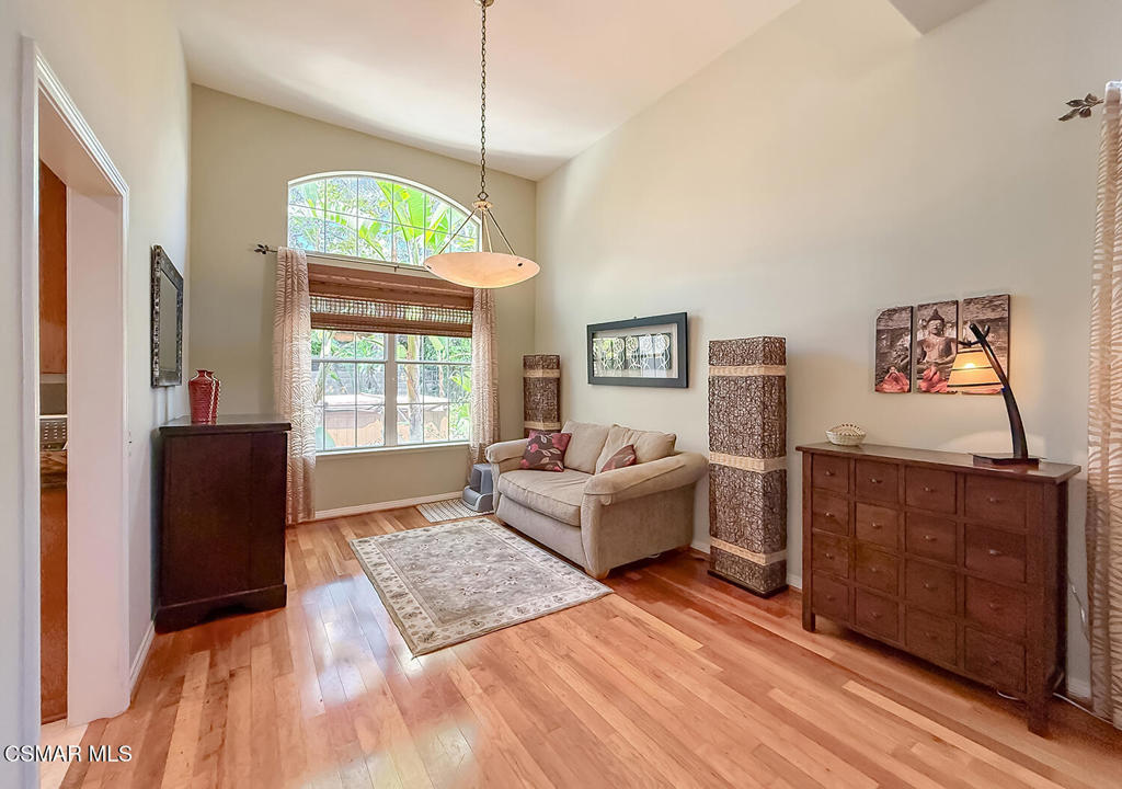 2347 Laurelwood Drive Property Photo 8