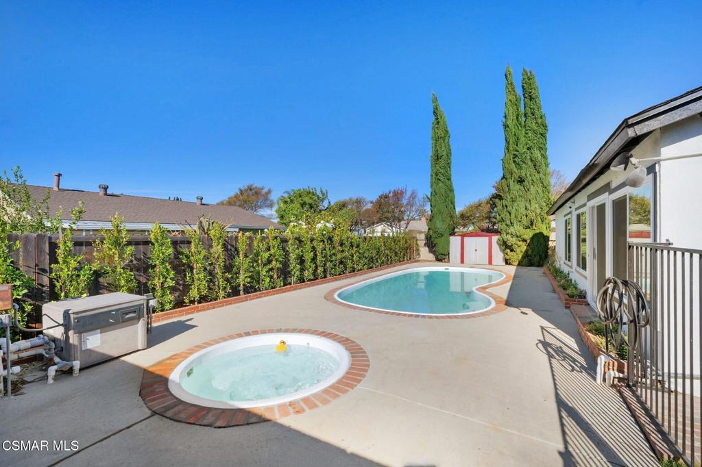 2091 Marter Avenue Property Photo 16