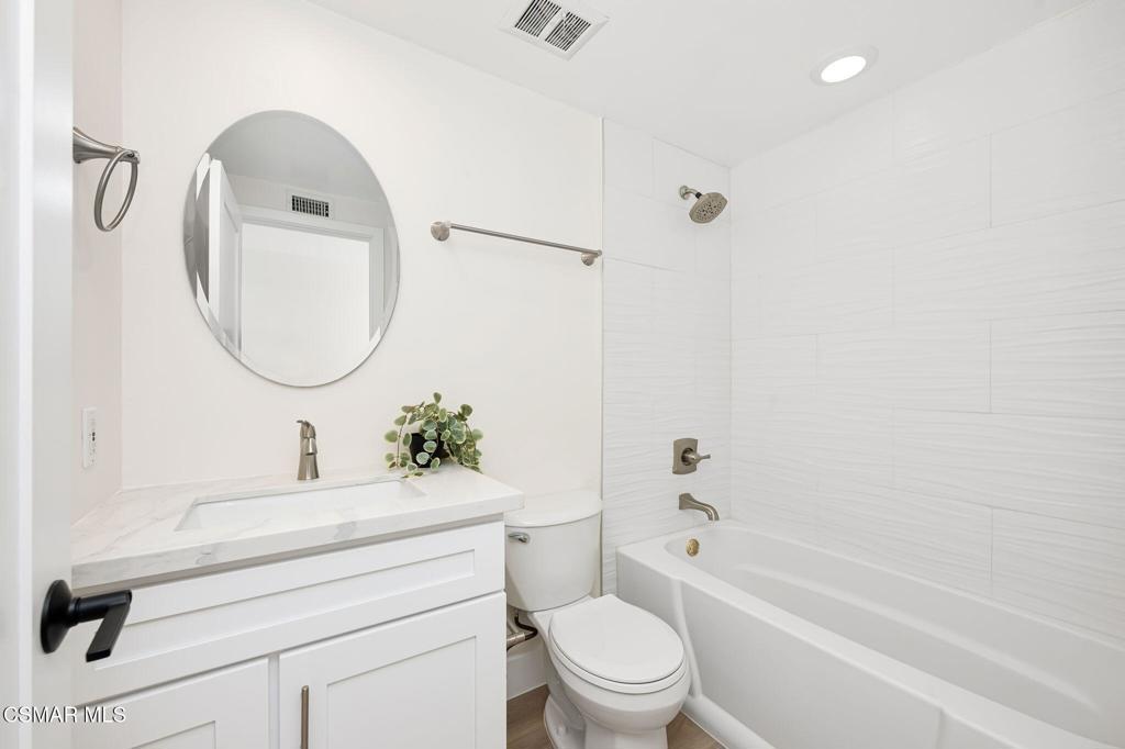 2091 Marter Avenue Property Photo 21