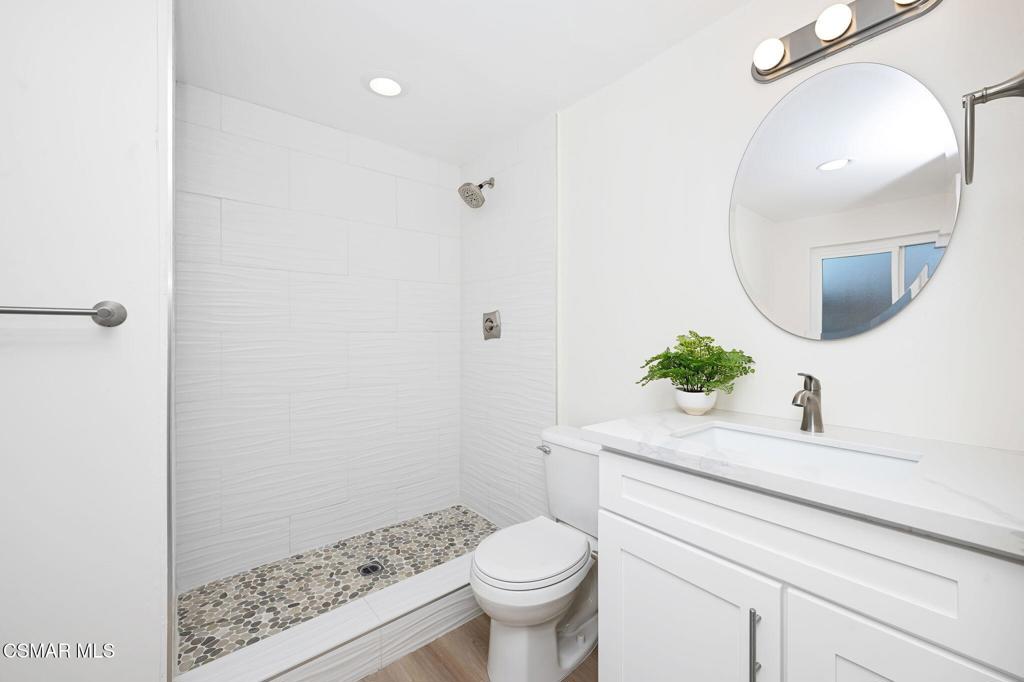 2091 Marter Avenue Property Photo 23