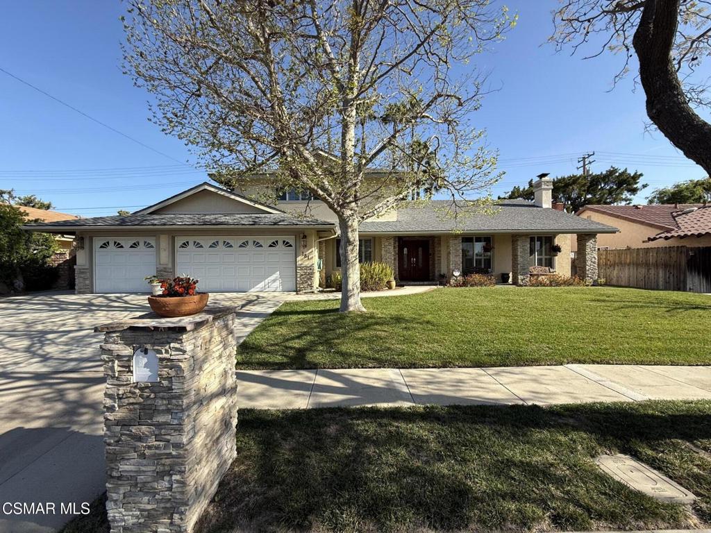 181 W Avenida De Las Flores Property Photo 1