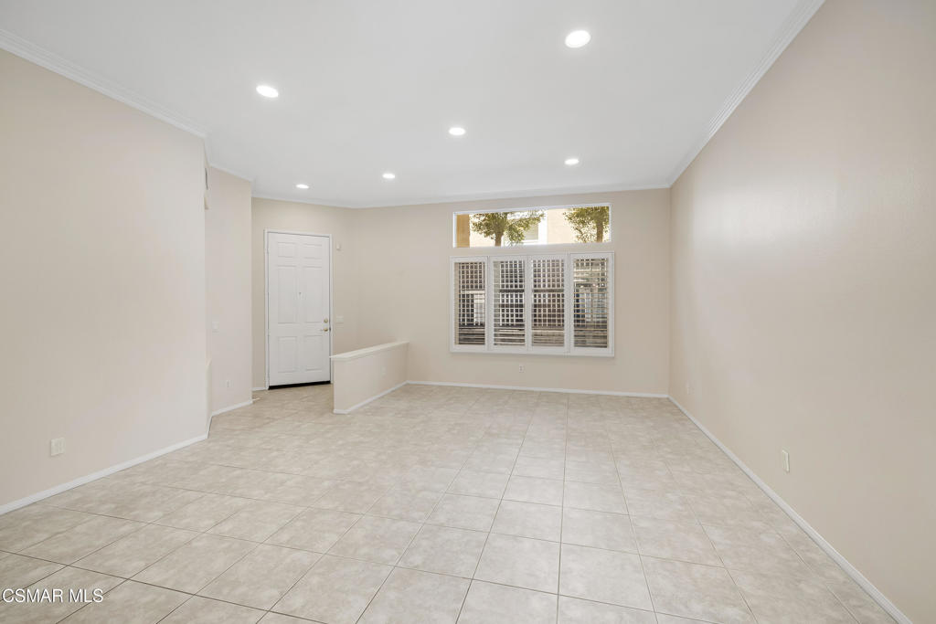 2996 Eagles Claw Avenue Property Photo 7