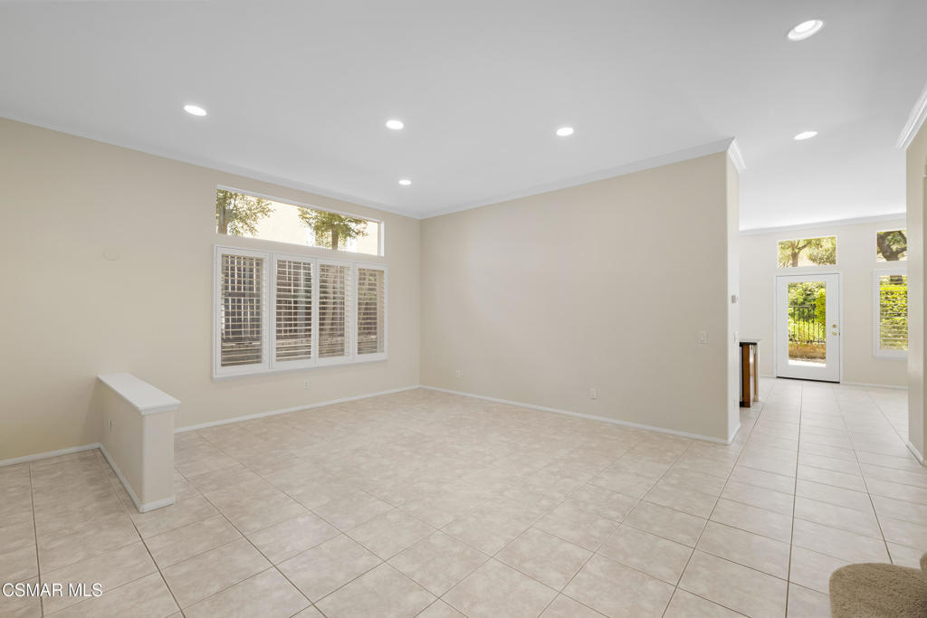 2996 Eagles Claw Avenue Property Photo 9