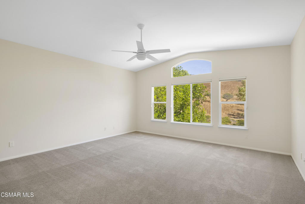 2996 Eagles Claw Avenue Property Photo 35