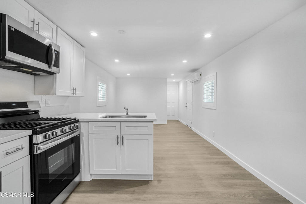 1070 Katherine Road Property Photo 12