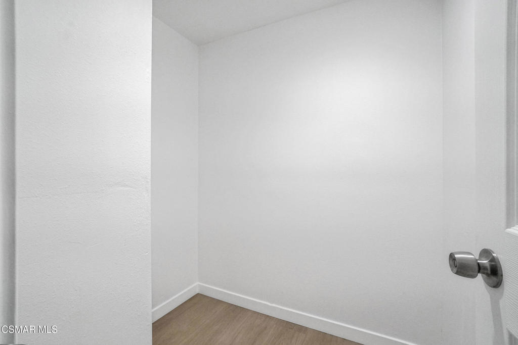 1070 Katherine Road Property Photo 14