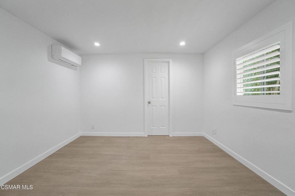 1070 Katherine Road Property Photo 15