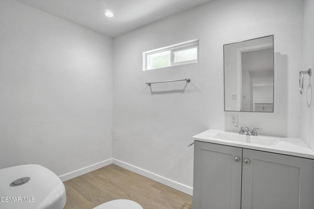 1070 Katherine Road Property Photo 16