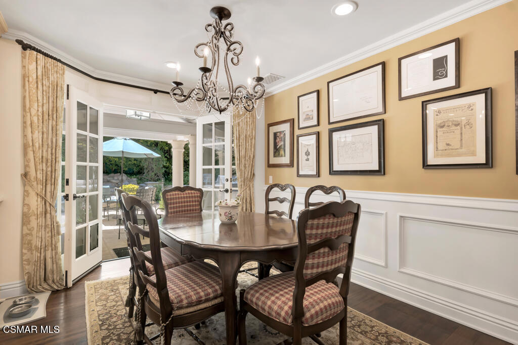 4043 Cresthaven Drive Property Photo 16