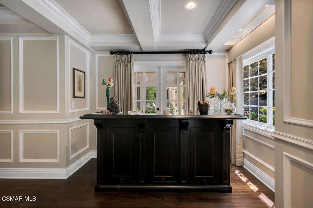 4043 Cresthaven Drive Property Photo 20