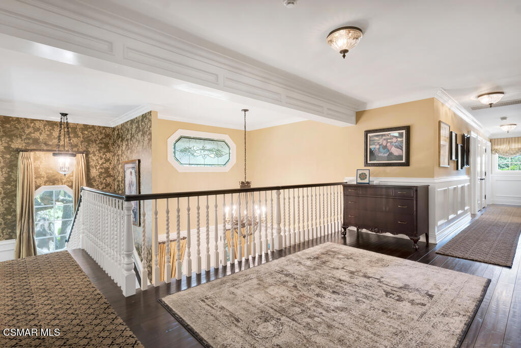 4043 Cresthaven Drive Property Photo 28