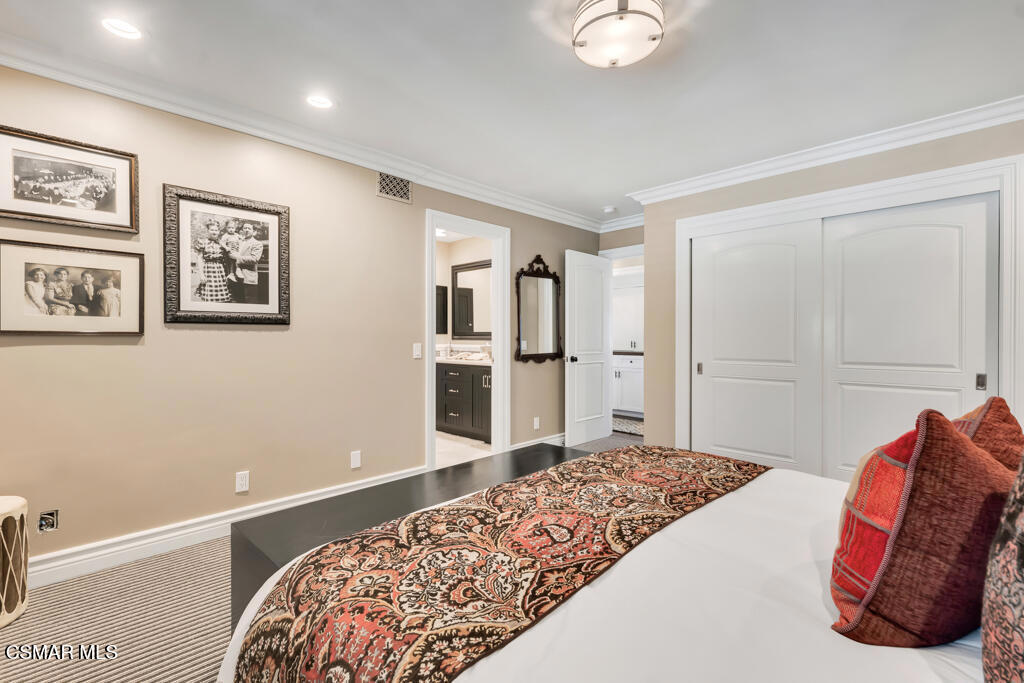 4043 Cresthaven Drive Property Photo 36