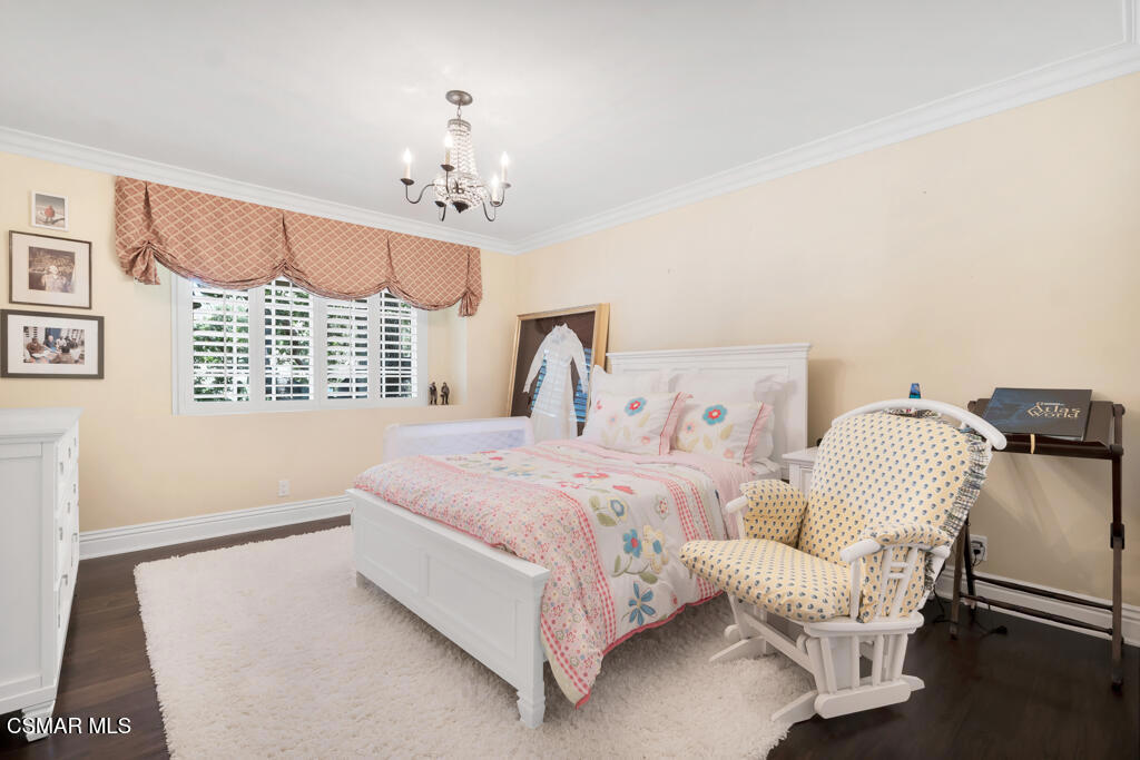 4043 Cresthaven Drive Property Photo 38