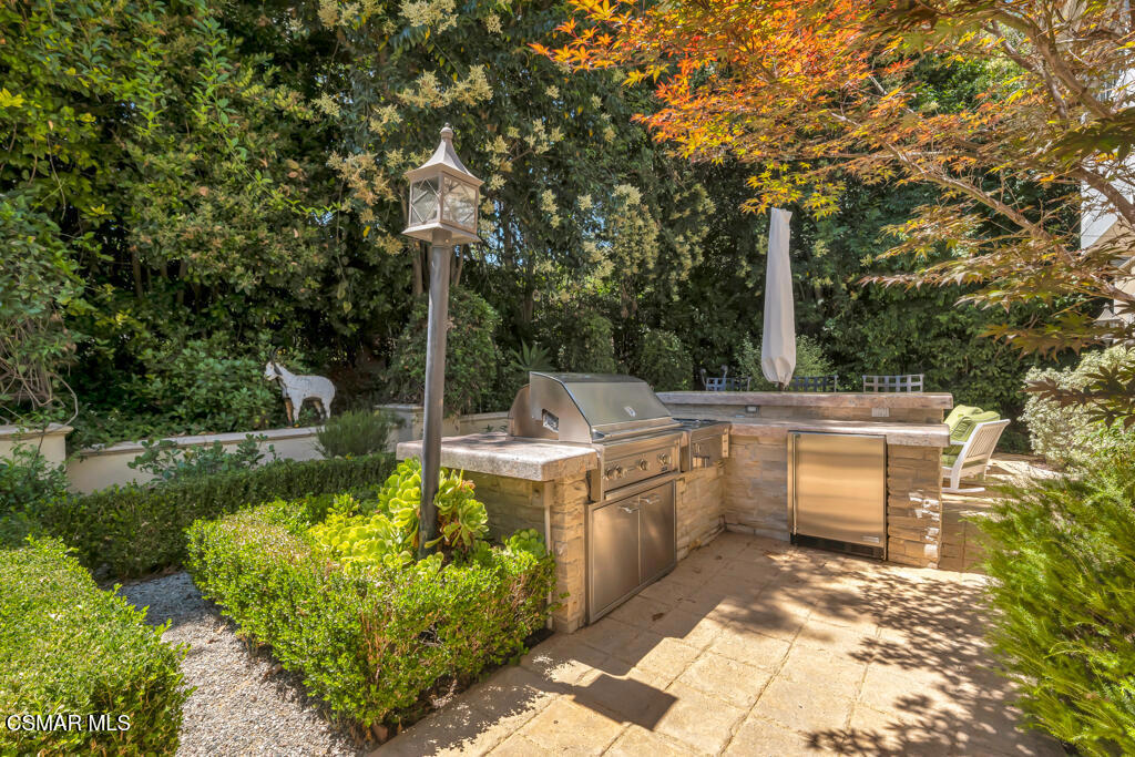 4043 Cresthaven Drive Property Photo 50