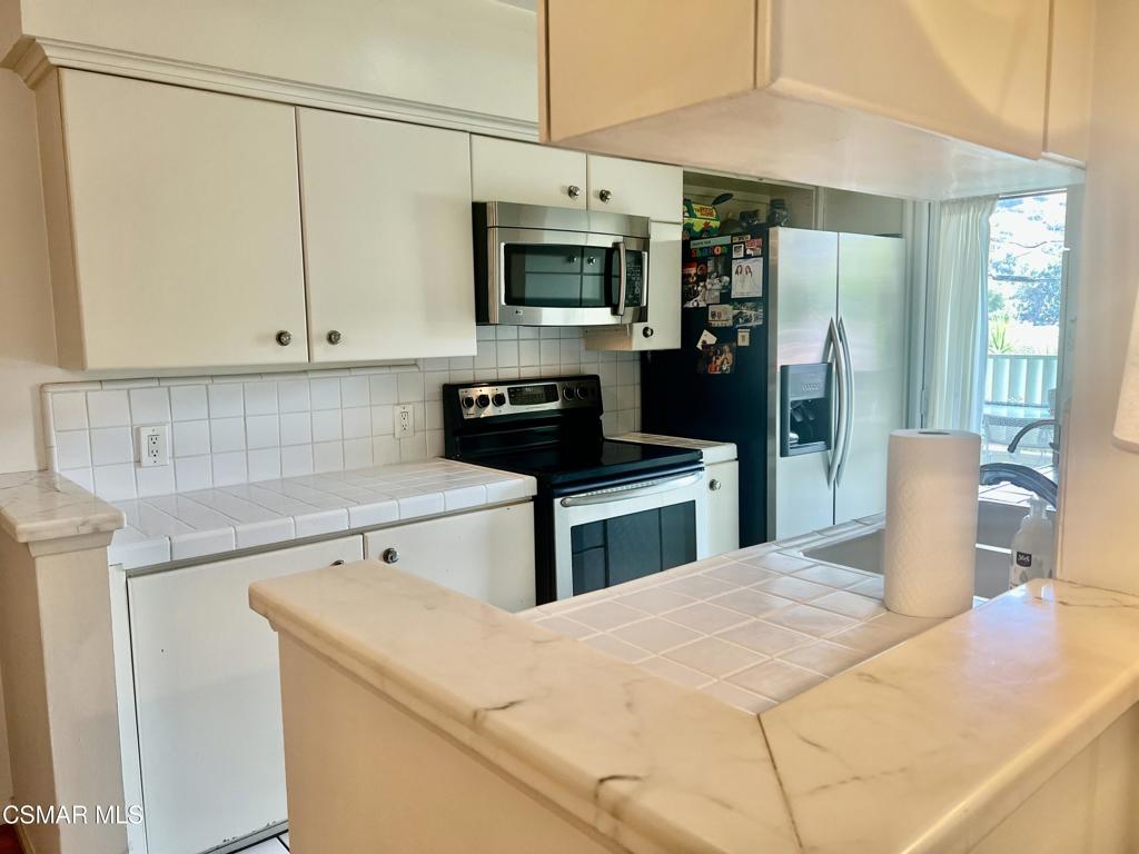 1542 Riverside Drive G Property Photo 9