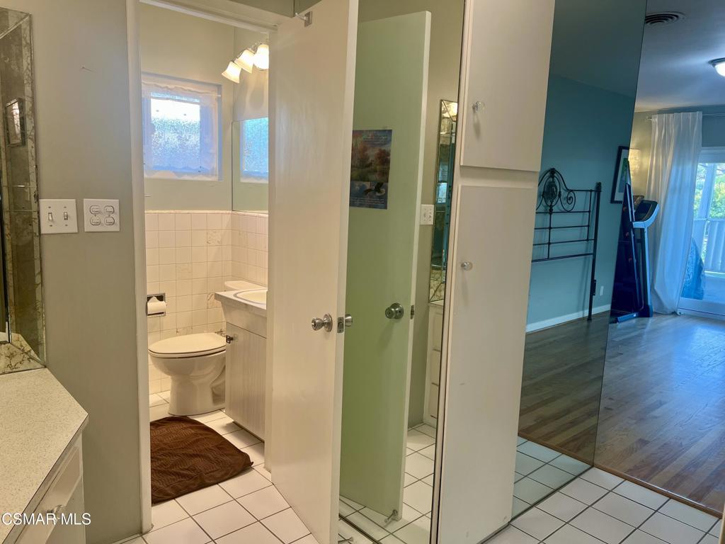 1542 Riverside Drive G Property Photo 20