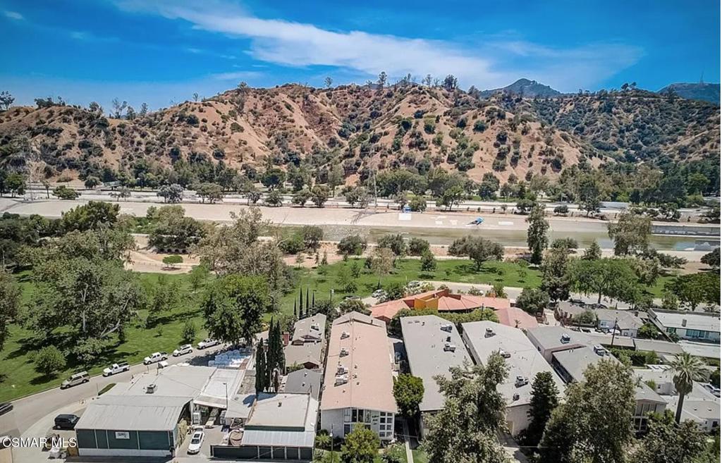 1542 Riverside Drive G Property Photo 36