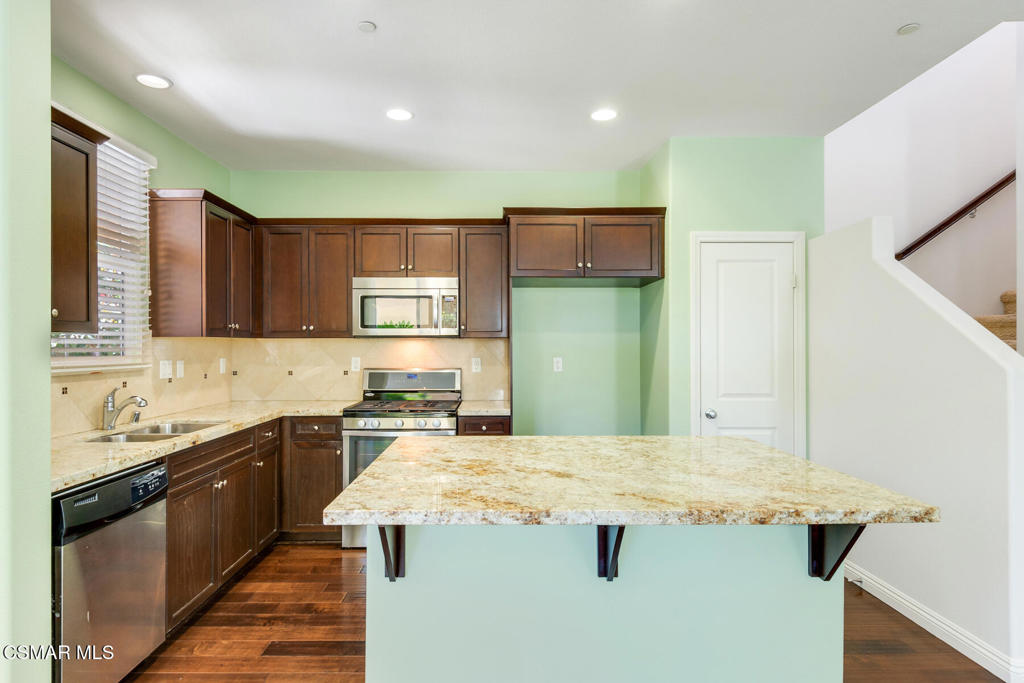 2952 Palmera Lane Property Photo 5